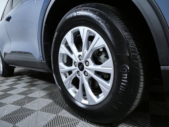 Certified 2023 Ford Escape Active w/ Tech Pack #2 AWD/4WD image 2