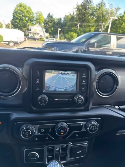 Used 2018 Jeep Wrangler Unlimited Sport S AWD/4WD image 31