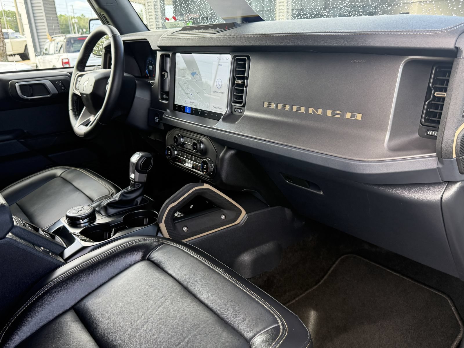 Certified 2025 Ford Bronco Badlands w/ Sasquatch Package AWD/4WD image 14