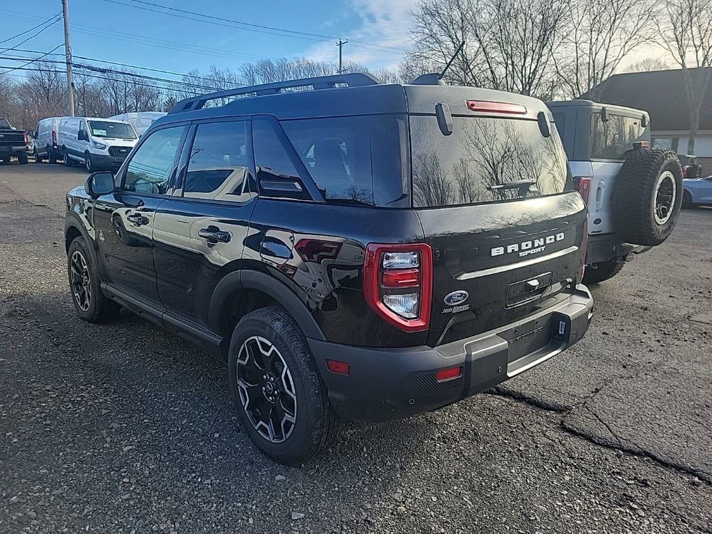 Certified 2025 Ford Bronco Sport Outer Banks w/ Outer Banks Tech Package+ image 3