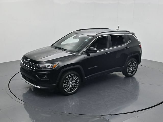Used 2023 Jeep Compass Limited w/ Elite Group AWD/4WD image 45