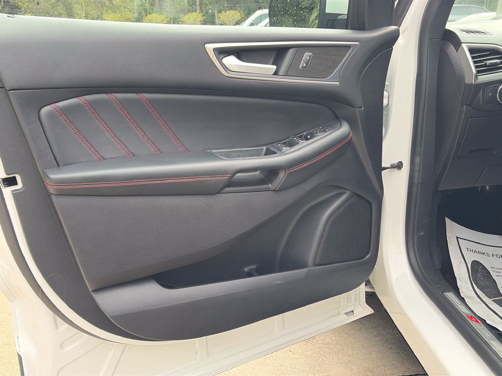 Certified 2021 Ford Edge ST-Line FWD image 17