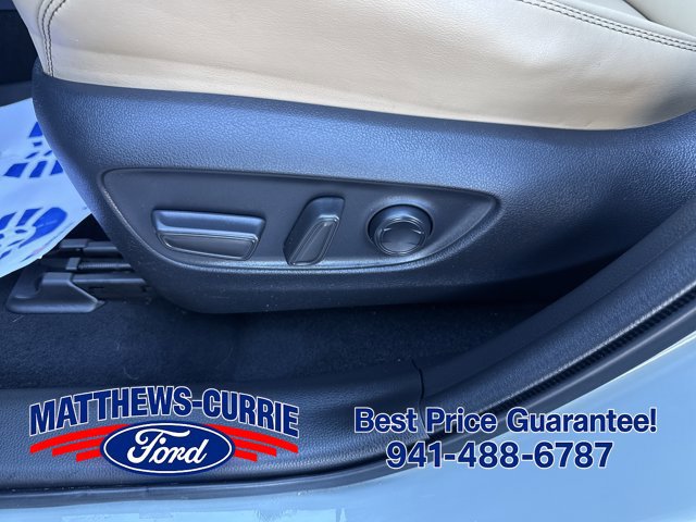 Used 2023 Toyota RAV4 XLE Premium FWD image 10