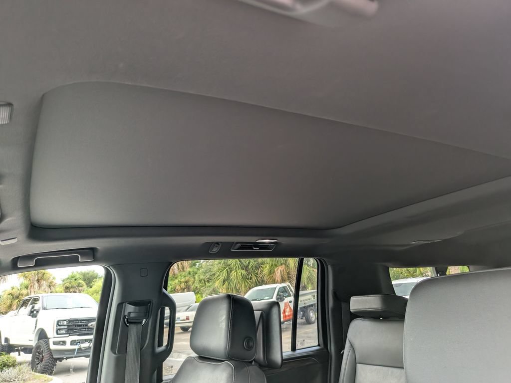 Used 2021 Chevrolet Suburban LT w/ Rear Media and Nav Package RWD image 28