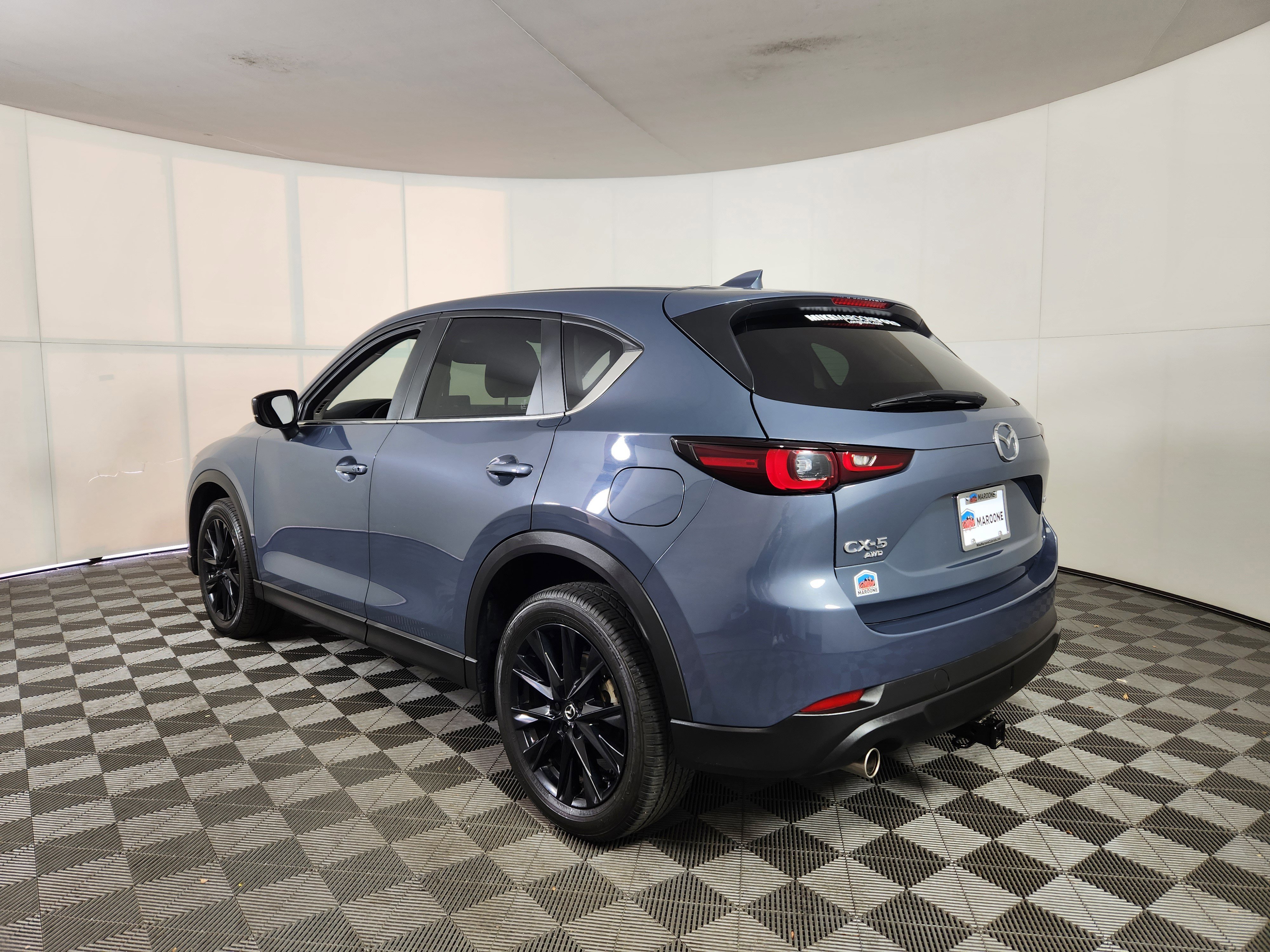 Used 2023 MAZDA CX-5 Carbon Edition image 3