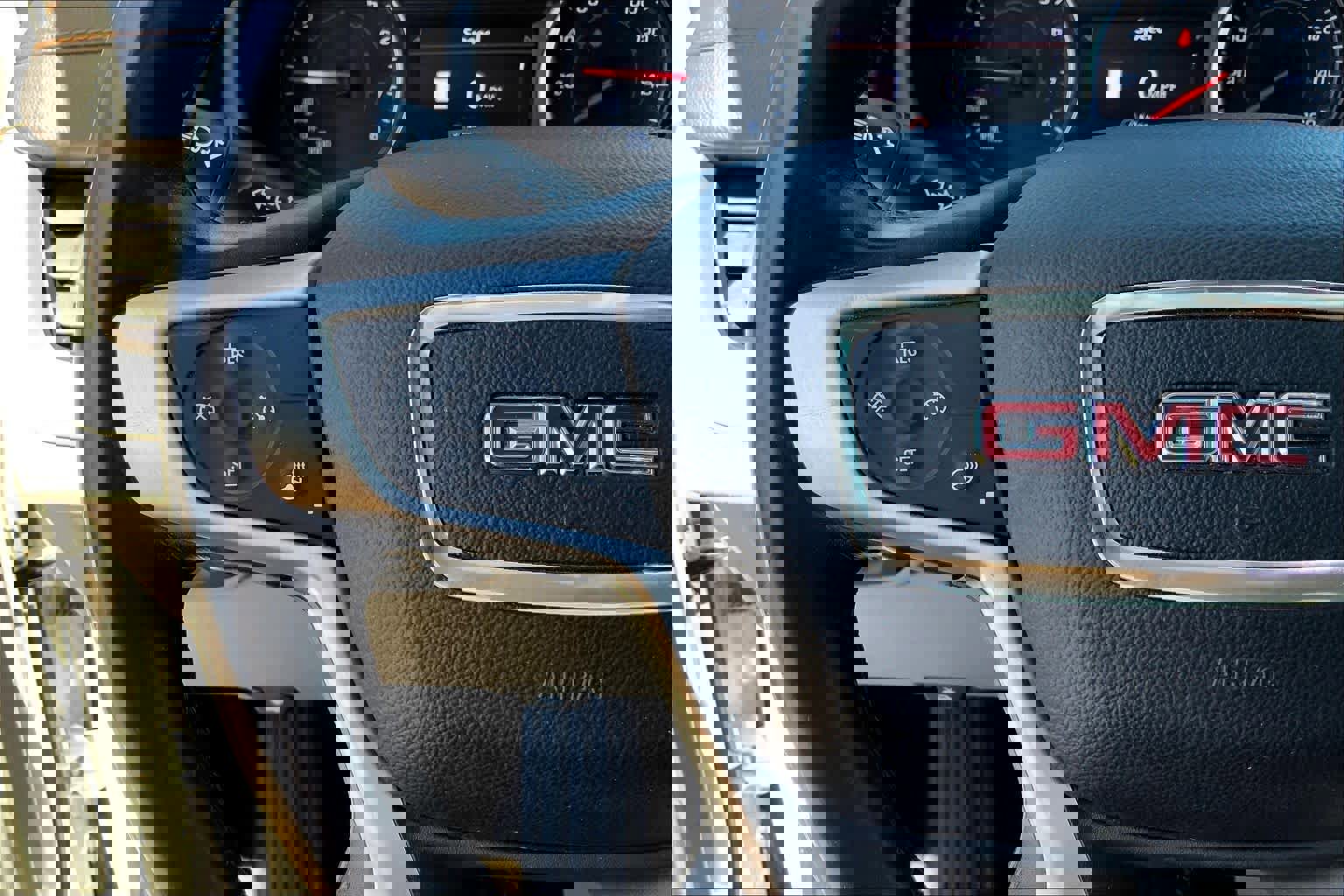 Used 2019 GMC Terrain SLT w/ Preferred Package FWD image 24