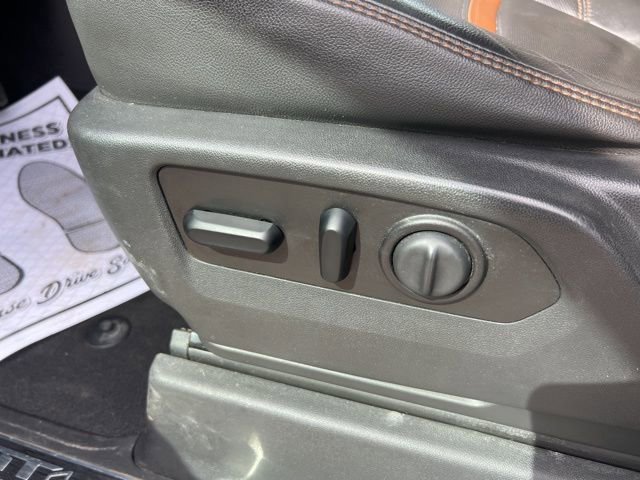 Used 2020 GMC Sierra 1500 AT4 w/ AT4 Premium Package AWD/4WD image 24