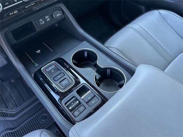 Used 2025 Honda Pilot Touring image 22