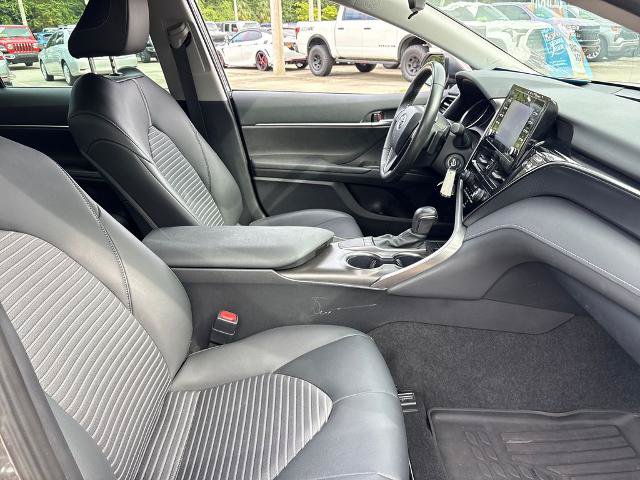 Used 2024 Toyota Camry SE FWD image 27
