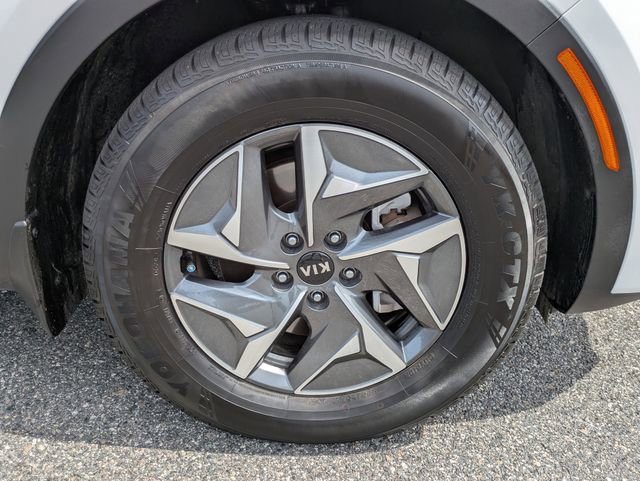 Used 2021 Kia Sorento EX FWD image 11
