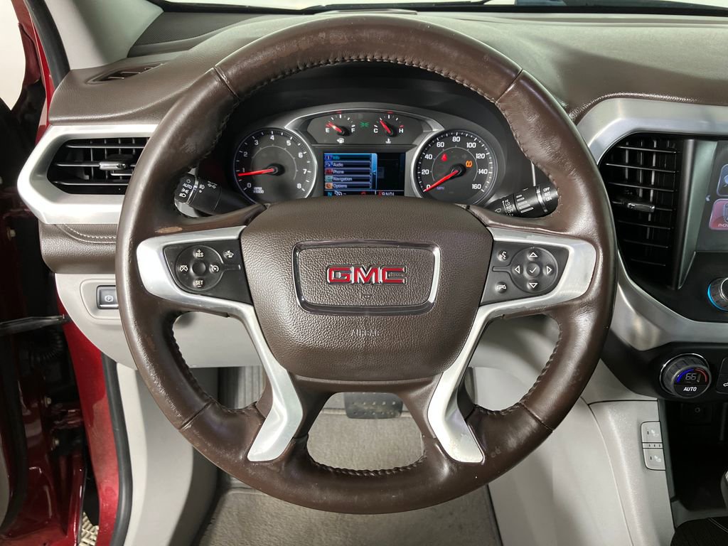 Used 2017 GMC Acadia SLT image 16