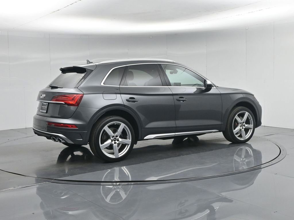 Used 2021 Audi SQ5 Premium w/ Convenience Package image 11