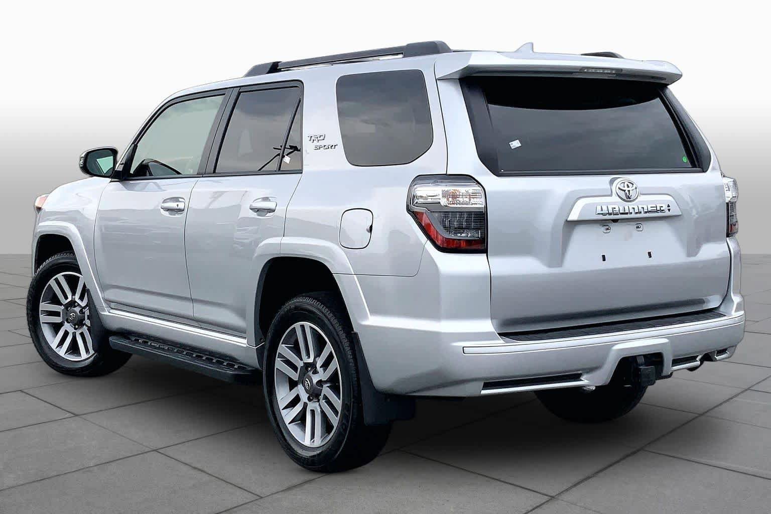 Used 2022 Toyota 4Runner TRD Sport w/ Technology Package AWD/4WD image 11
