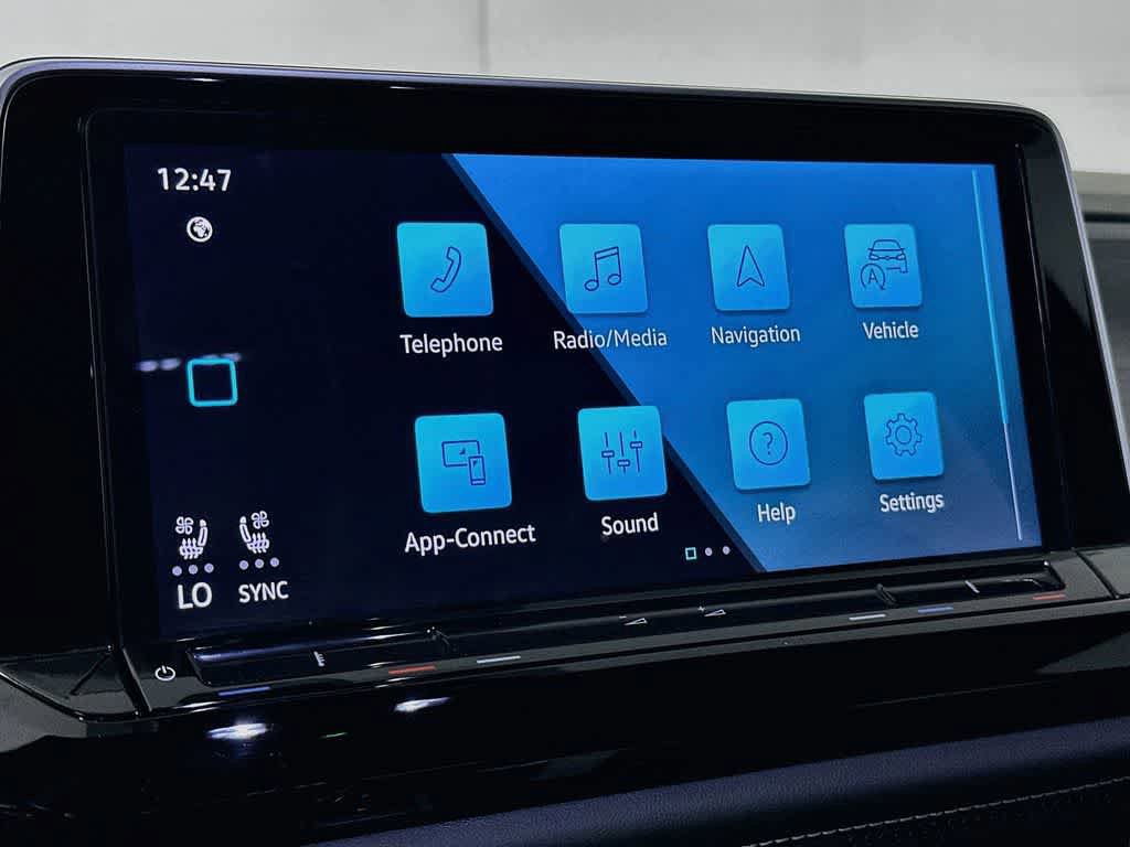 Used 2024 Volkswagen Atlas Cross Sport SE FWD image 20