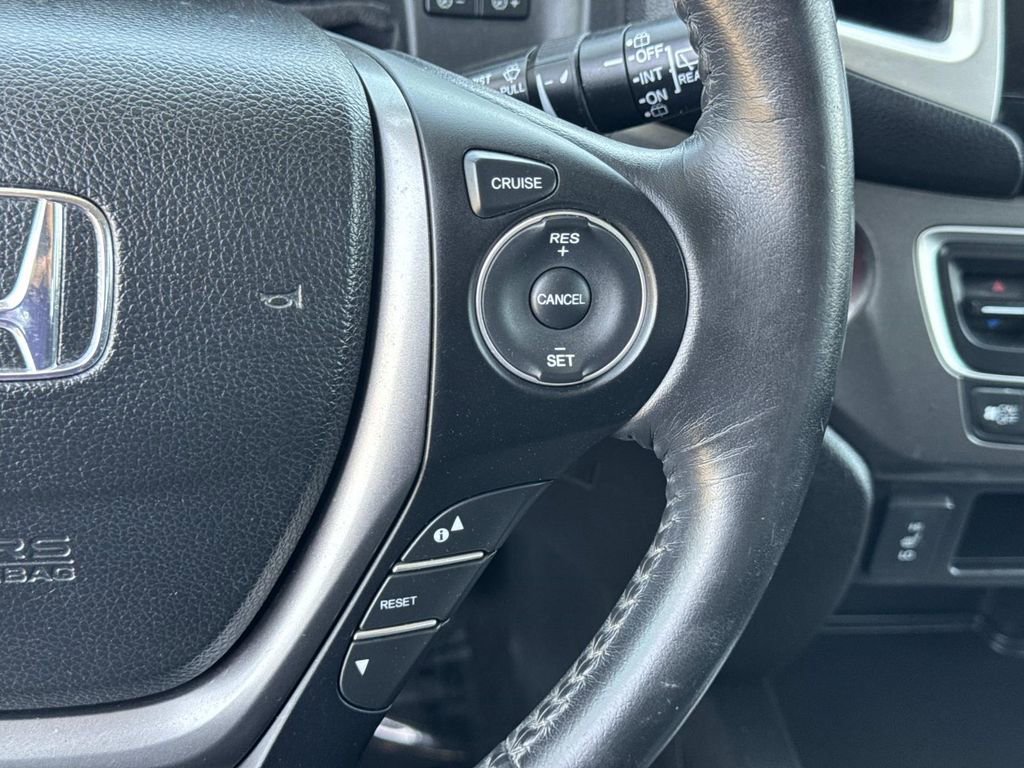Used 2017 Honda Pilot EX-L image 11
