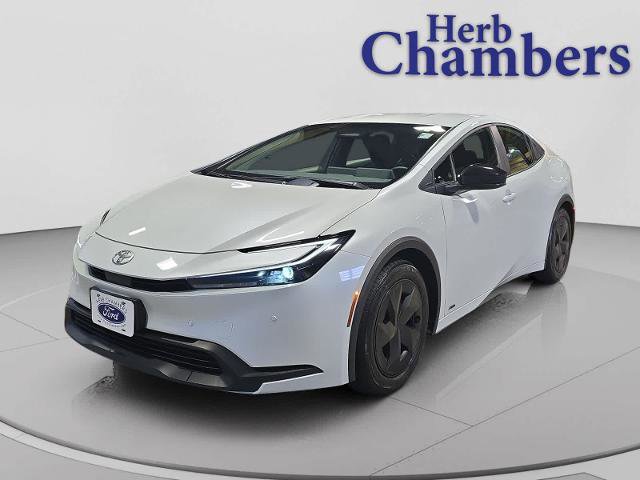 Used 2023 Toyota Prius LE AWD/4WD image 11