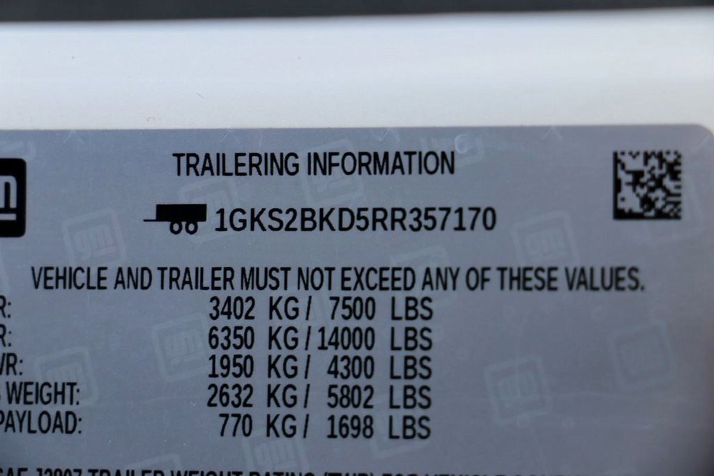 Used 2024 GMC Yukon SLT image 40