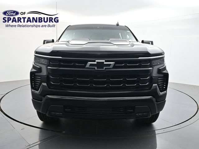 Used 2023 Chevrolet Silverado 1500 LT Trail Boss AWD/4WD image 2