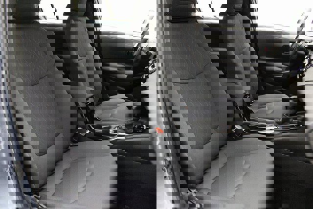 Used 2022 Toyota Corolla LE image 10