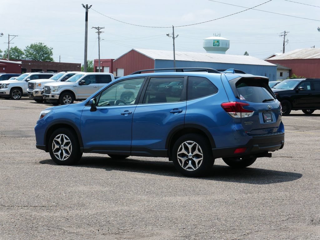 Used 2020 Subaru Forester Premium w/ Popular Package #1 AWD/4WD image 4