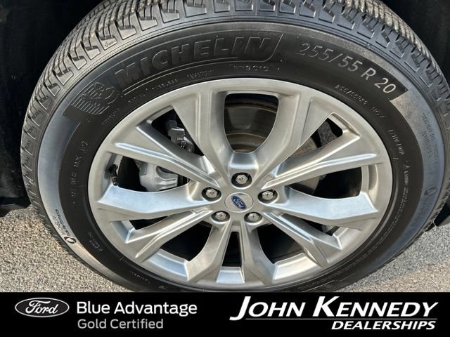 Certified 2023 Ford Explorer XLT w/ Equipment Group 202A AWD/4WD image 7