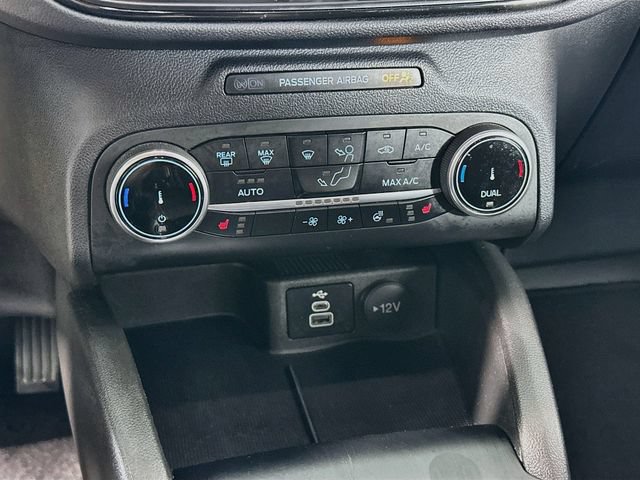 Certified 2025 Ford Escape ST-Line Select AWD/4WD image 28
