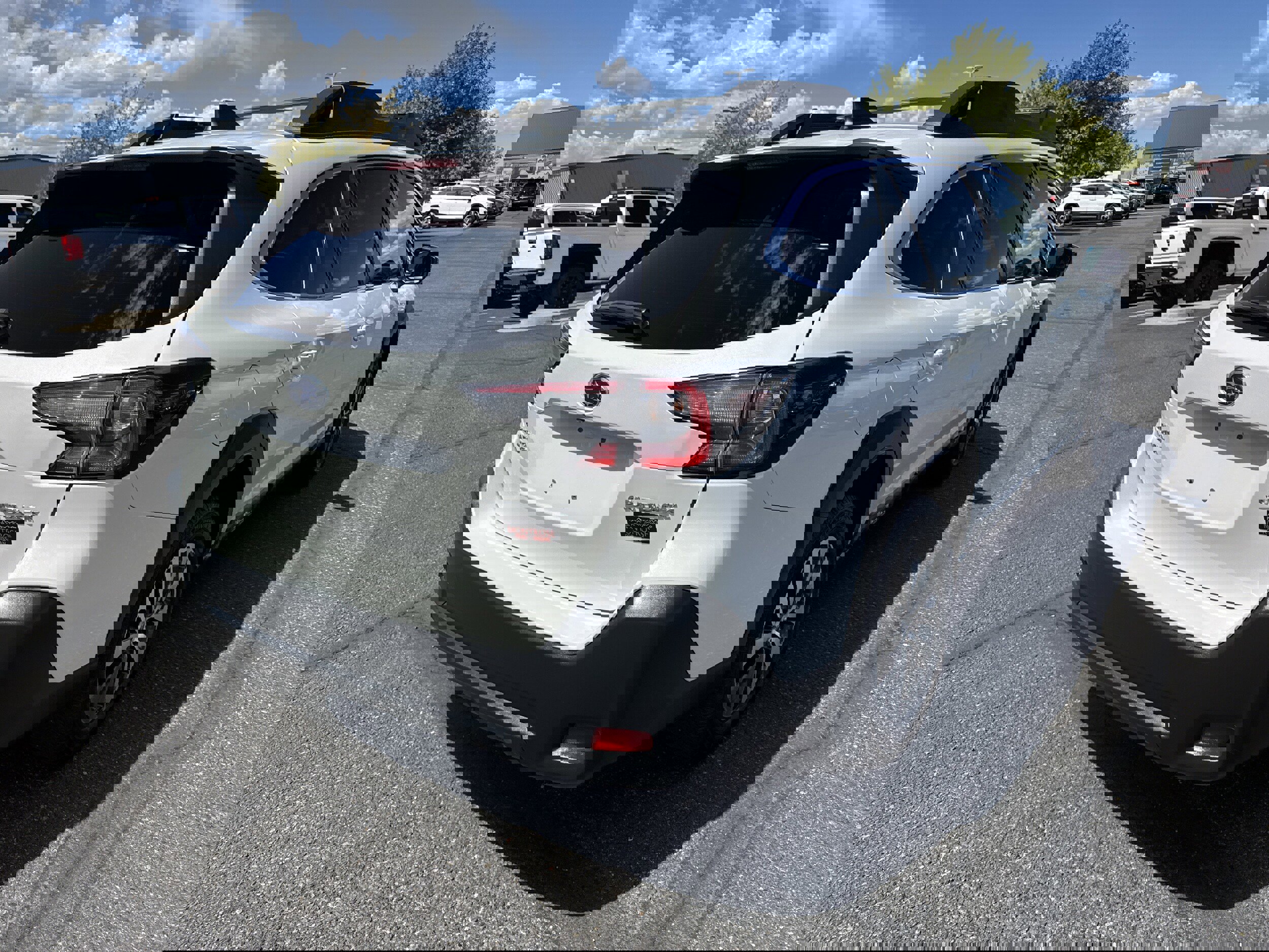 Used 2023 Subaru Outback Premium image 5