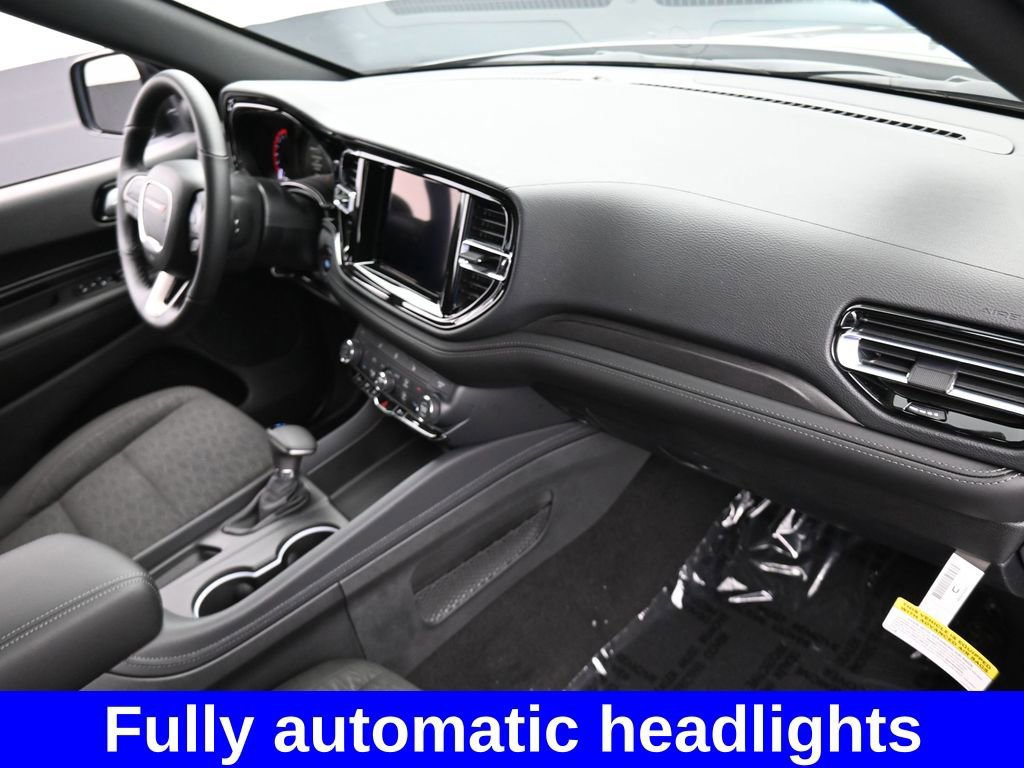 Used 2024 Dodge Durango SXT w/ 3rd Row Seating Group image 32