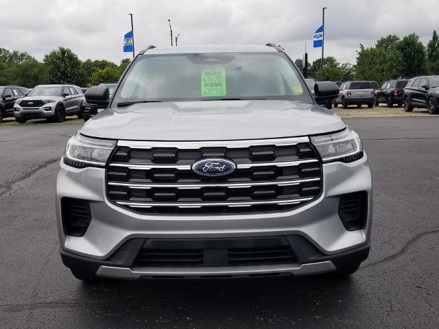 Certified 2025 Ford Explorer Active AWD/4WD image 8
