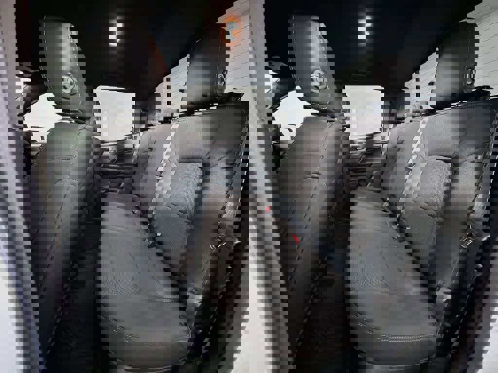 Used 2023 Chevrolet Colorado LT w/ LT Convenience Package image 17