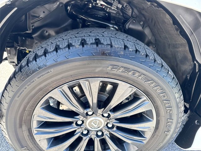 Used 2021 Lexus GX 460 Luxury w/ Sport Design Package image 39