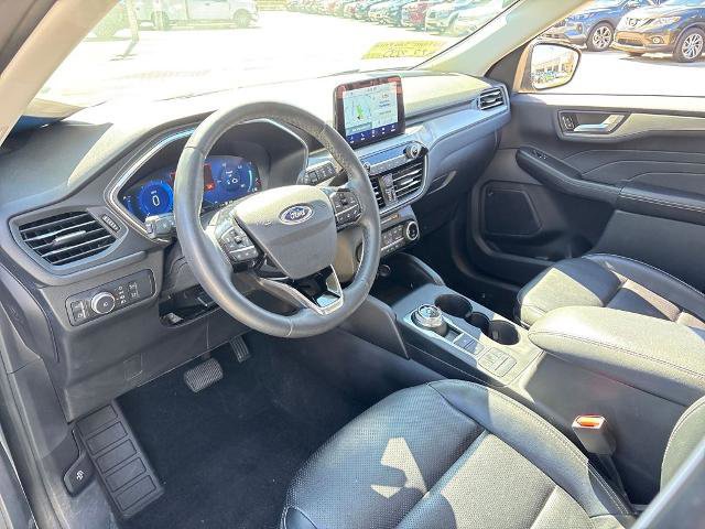 Certified 2022 Ford Escape Titanium image 10