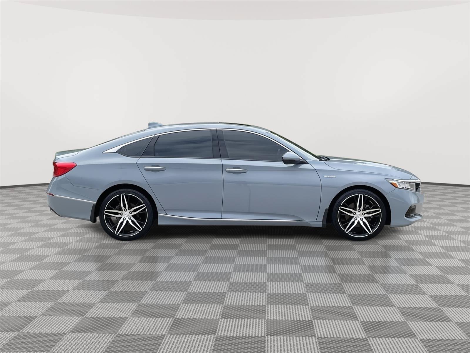 Used 2022 Honda Accord Touring image 6