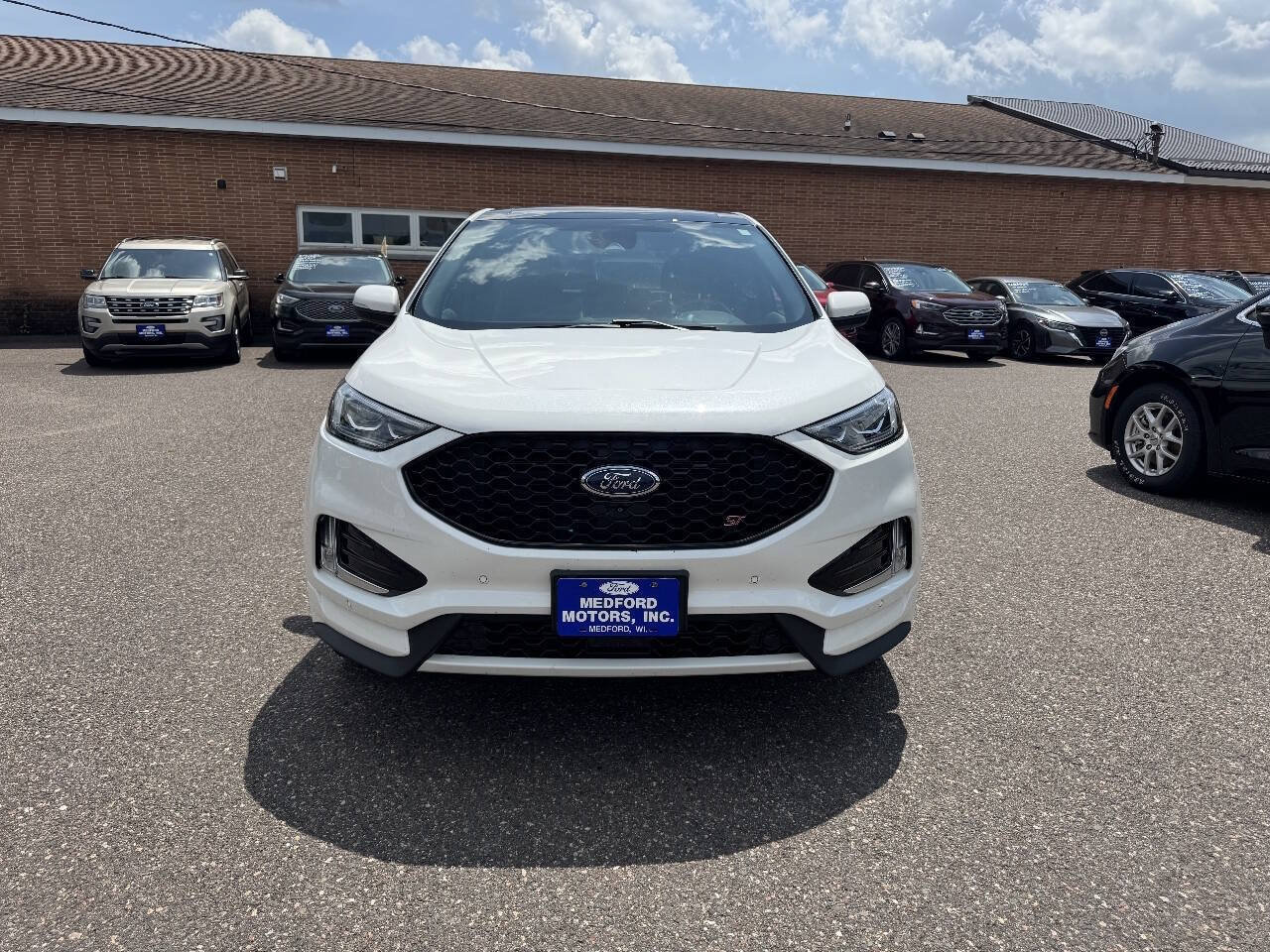 Certified 2022 Ford Edge ST w/ Equipment Group 401A AWD/4WD image 3