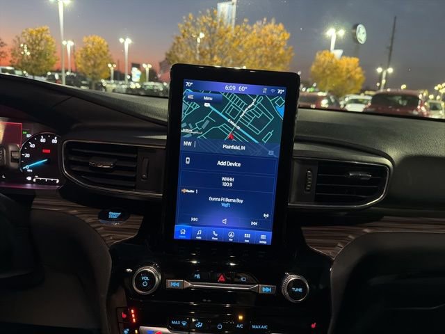 Certified 2022 Ford Explorer Limited w/ Limited Technology Package image 32