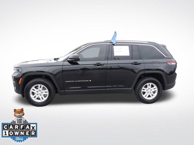Used 2023 Jeep Grand Cherokee Laredo AWD/4WD image 4