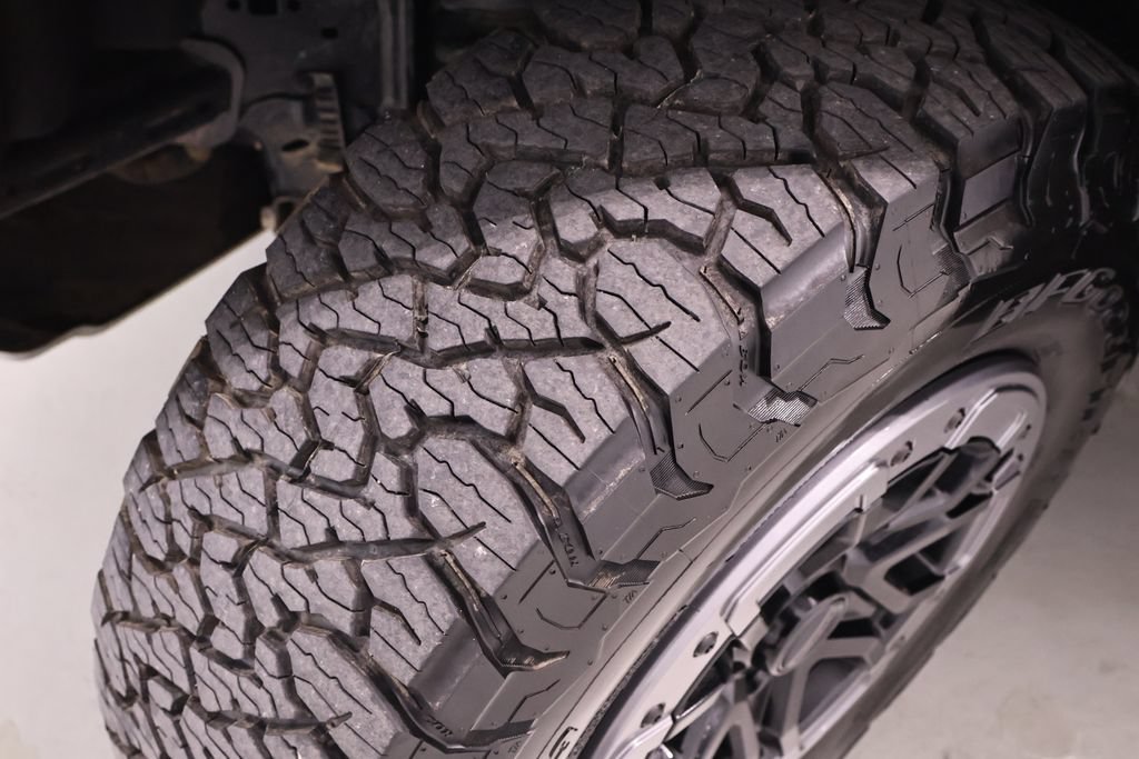 Certified 2025 Ford Ranger Raptor AWD/4WD image 47
