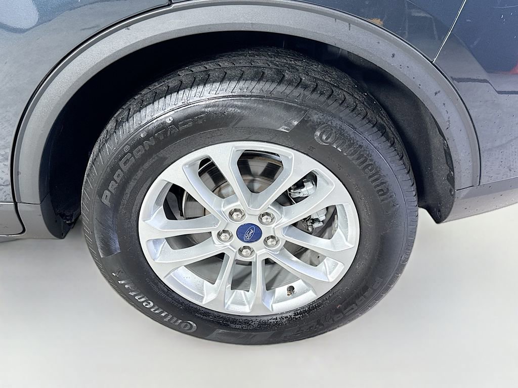 Certified 2022 Ford Escape SE w/ Cold Weather Package image 31