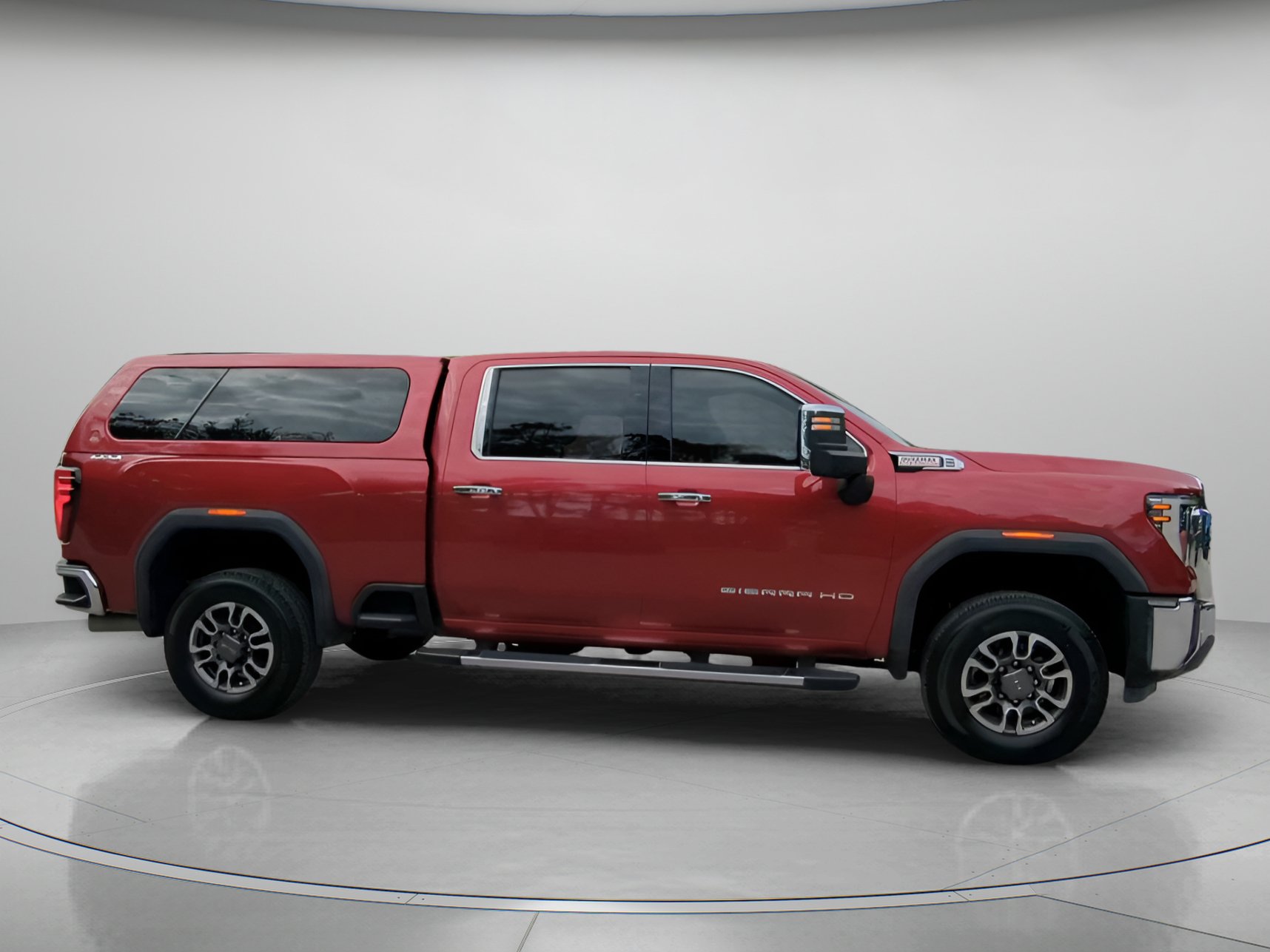 Used 2024 GMC Sierra 2500 SLT w/ SLT Premium Package AWD/4WD image 33