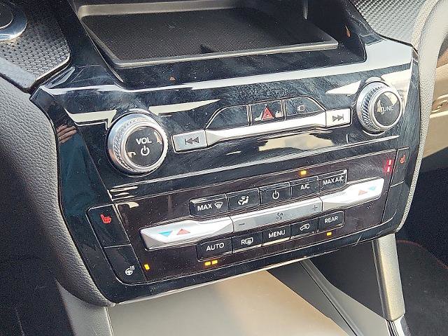 Certified 2022 Ford Explorer ST-Line w/ Class IV Trailer Tow Package image 18