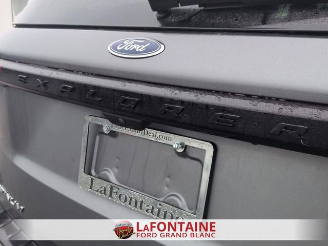 Certified 2025 Ford Explorer ST-Line w/ ST-Line Street Pack image 9