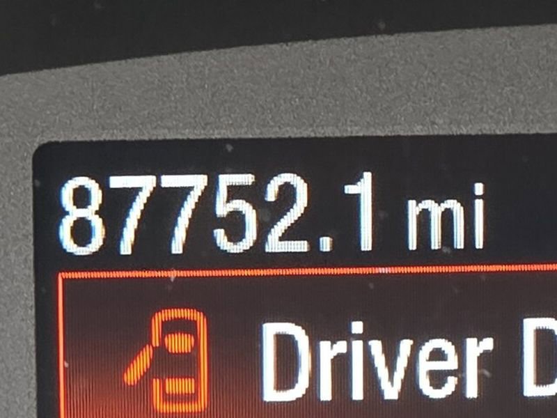 Certified 2021 Ford Escape SE w/ SE Sport Appearance Package image 25