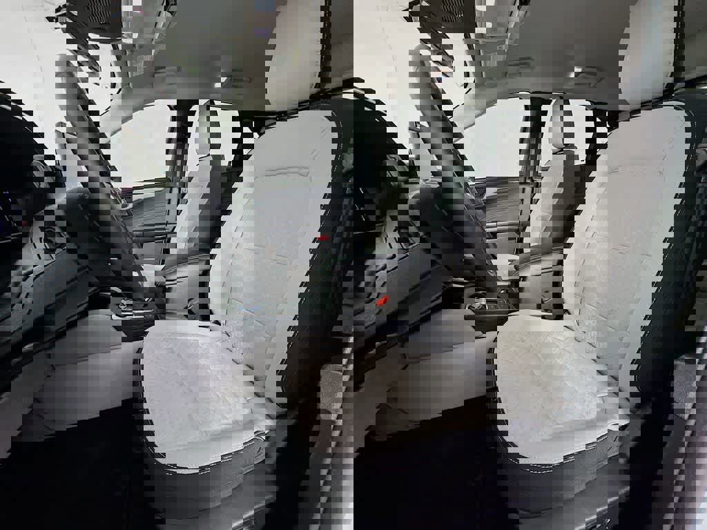 Certified 2024 Ford Escape Active image 15