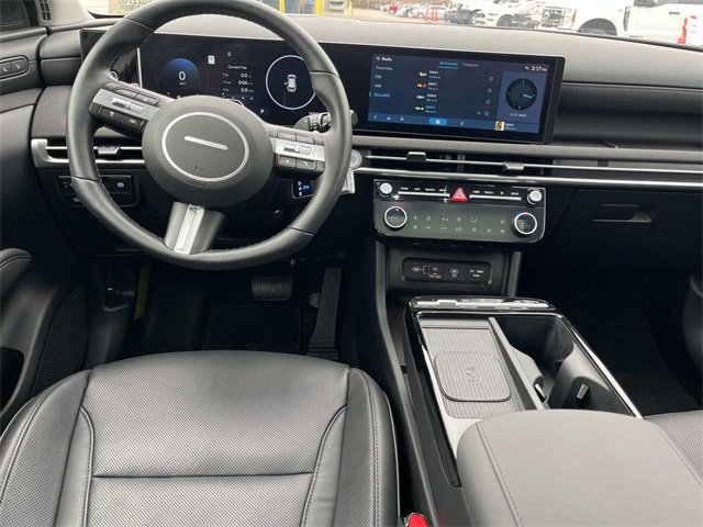 Used 2025 Hyundai Tucson Limited image 15