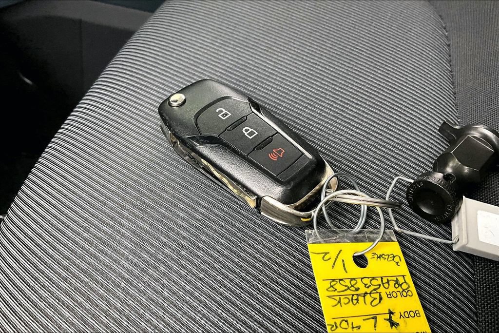 Certified 2023 Ford Maverick XL FWD image 11