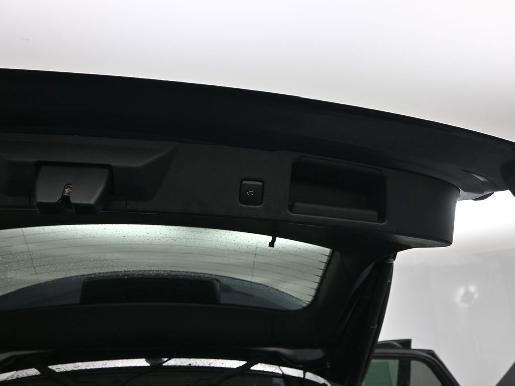 Certified 2022 Ford Escape SEL image 50