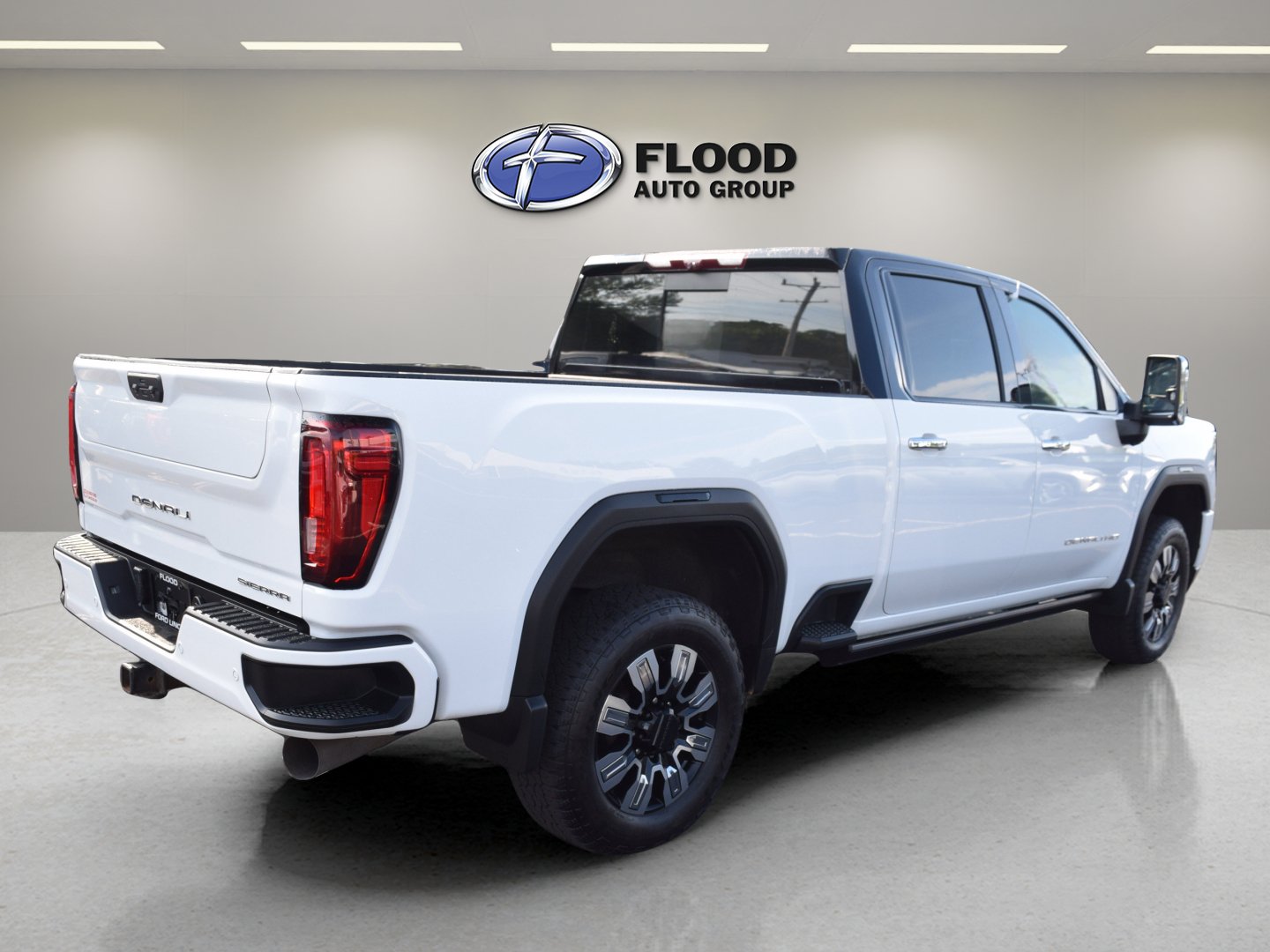 Used 2022 GMC Sierra 2500 Denali w/ Denali Ultimate Package AWD/4WD image 4