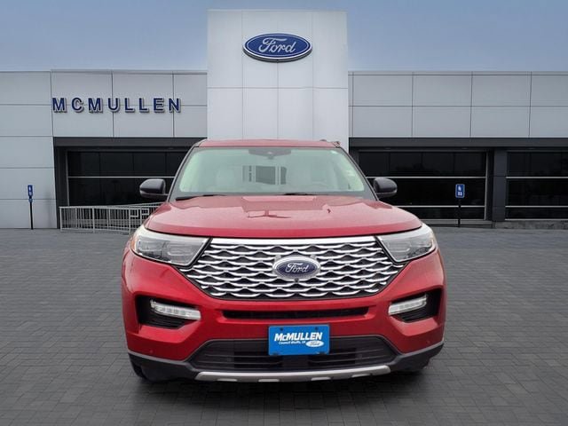 Certified 2020 Ford Explorer Platinum w/ Premium Technology Package AWD/4WD image 8