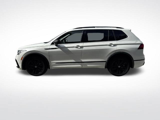 Used 2022 Volkswagen Tiguan SE R-Line FWD image 8