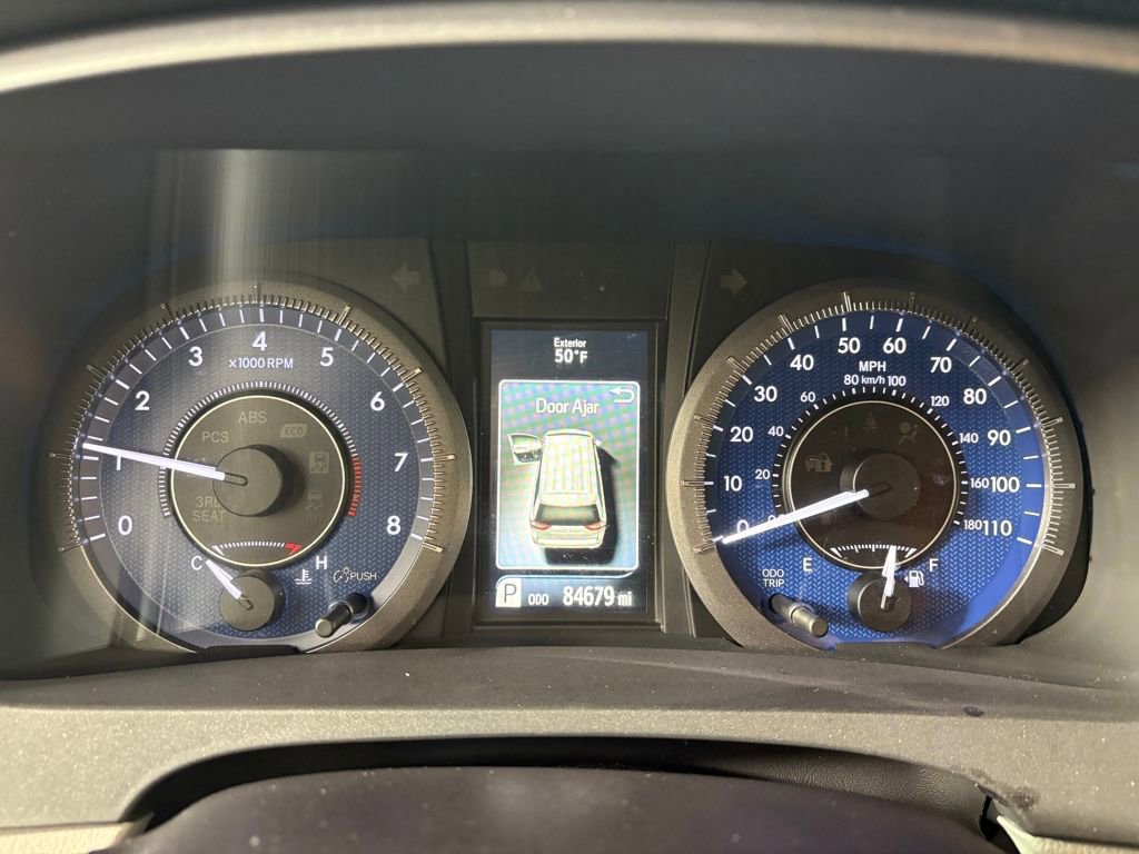 Used 2018 Toyota Sienna XLE w/ XLE Navigation Package image 17